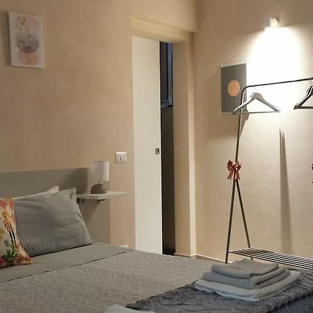 Charming Apartment In Center شيكلي المظهر الخارجي الصورة